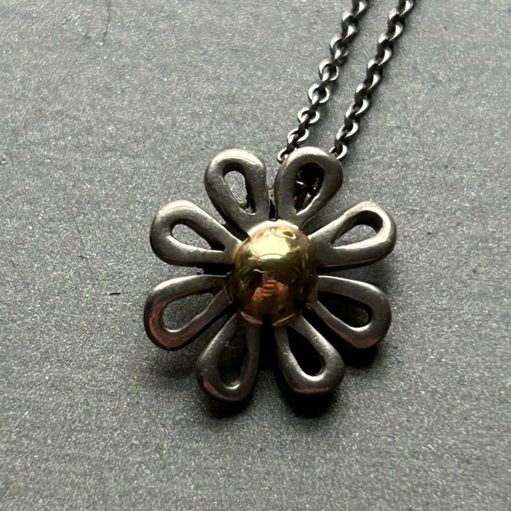 Elegant Silver and Gold Flower Pendant Necklace